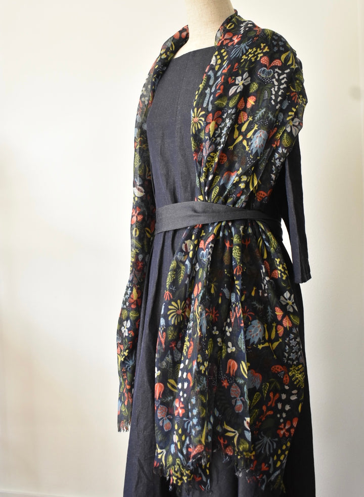 シルクカシミヤ　スティグリンドベリコラボ　北欧柄　ハーバリウム navy