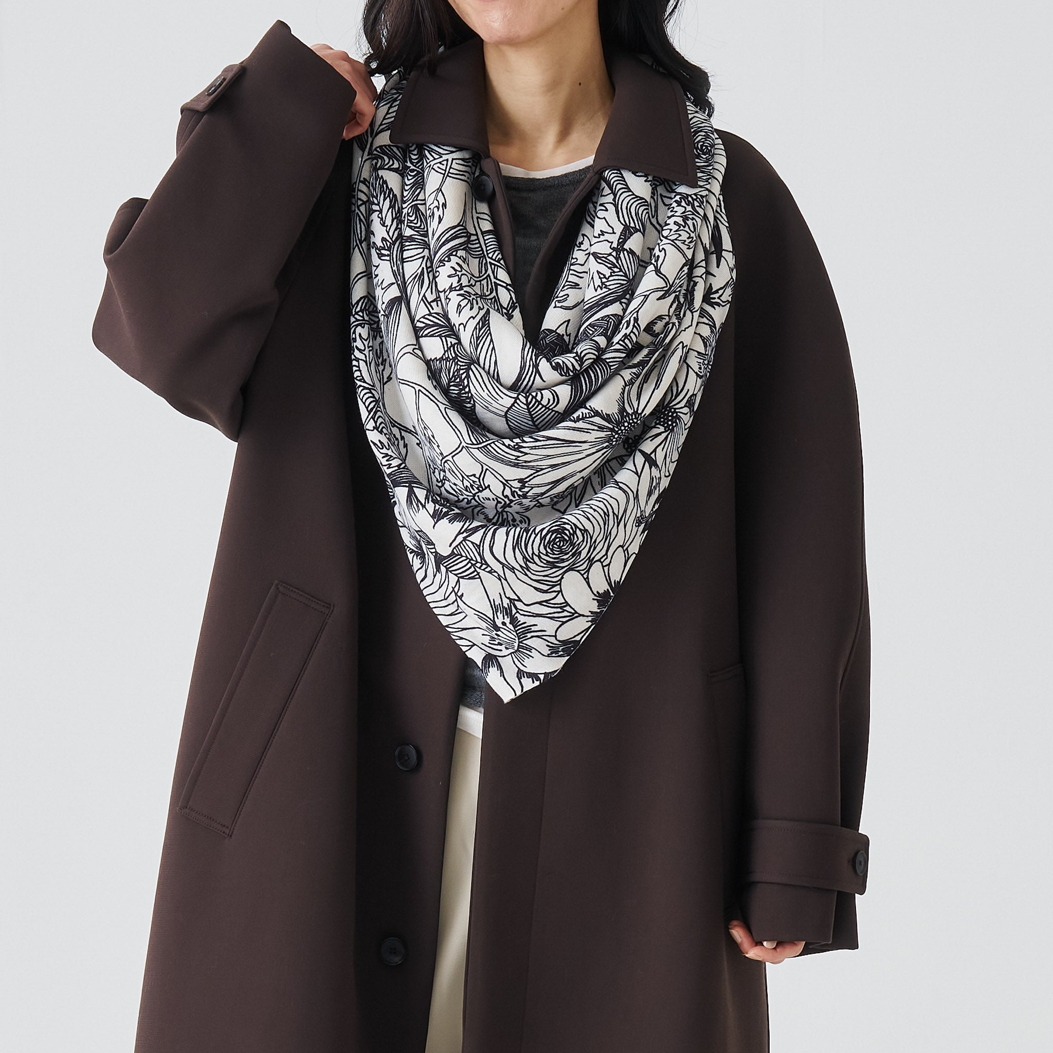 美品✨ロエベ カシミヤ×シルク×ウール 花柄 マフラー ストール ボタニカル 花柄 大判ストール マルチカラー｜ふんわり暖かな秋冬