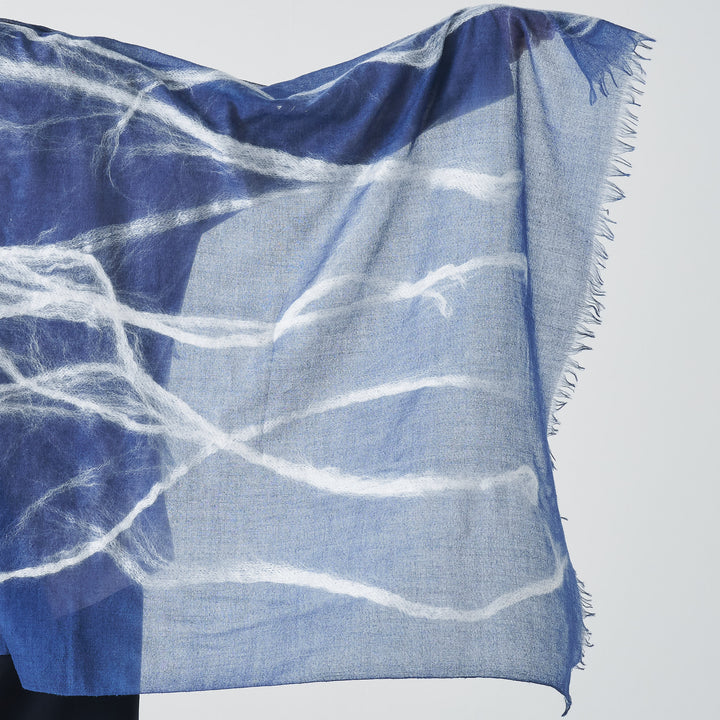 シルクウール　シルクの真綿の装飾　needle punch stole