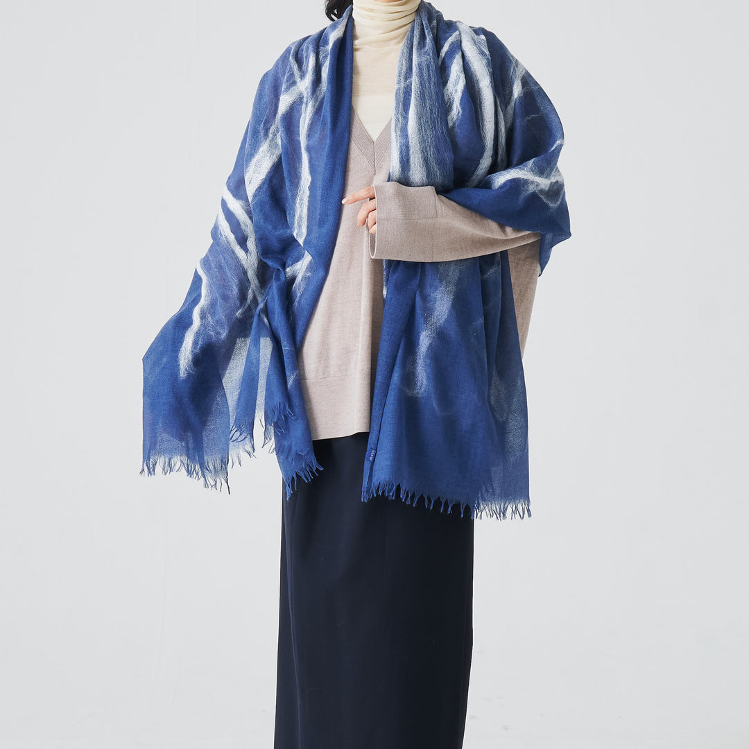 シルクウール　シルクの真綿の装飾　needle punch stole