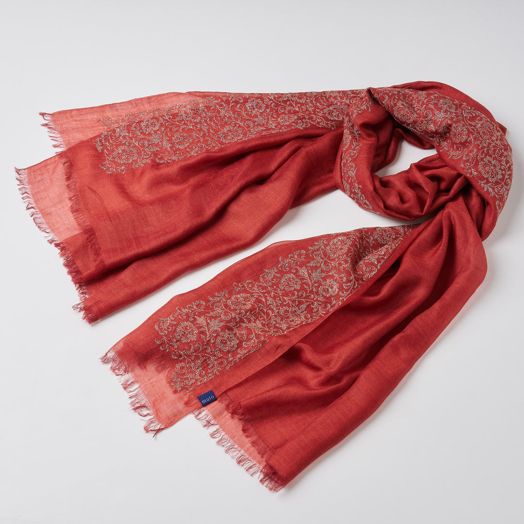 シルクカシミヤ　刺繍ストール　Embroidery stole