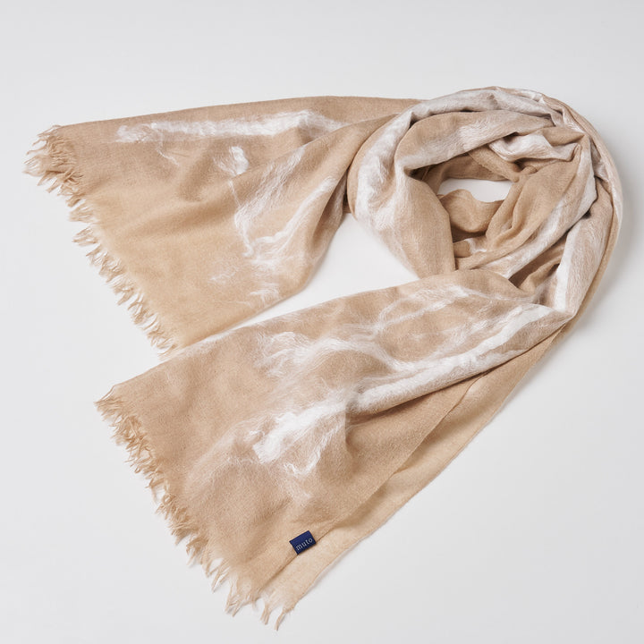 シルクウール　シルクの真綿の装飾　needle punch stole