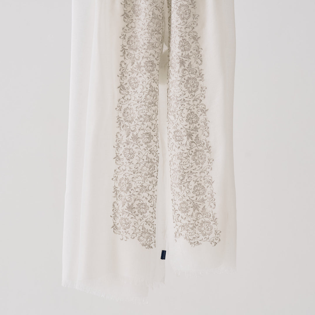 シルクカシミヤ　刺繍ストール　Embroidery stole