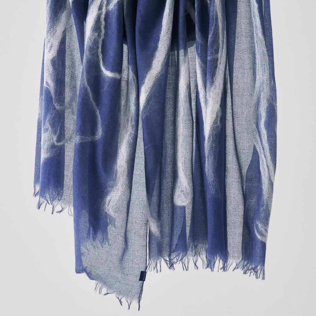 シルクウール　シルクの真綿の装飾　needle punch stole
