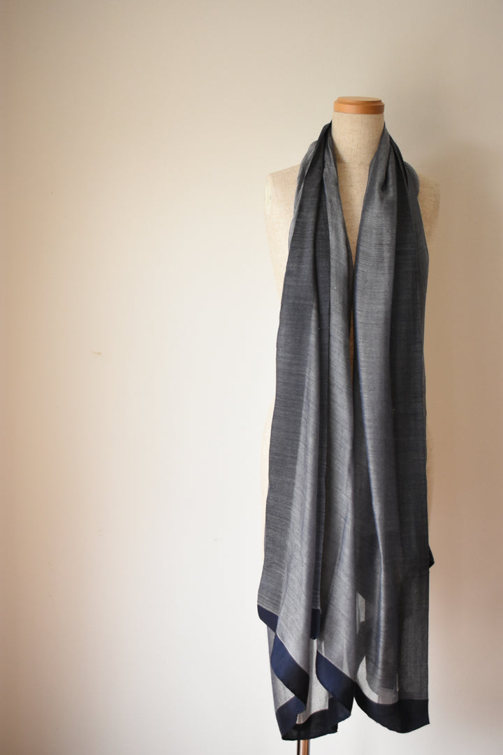 シルクカシミヤ　額縁ストール　Frame gray