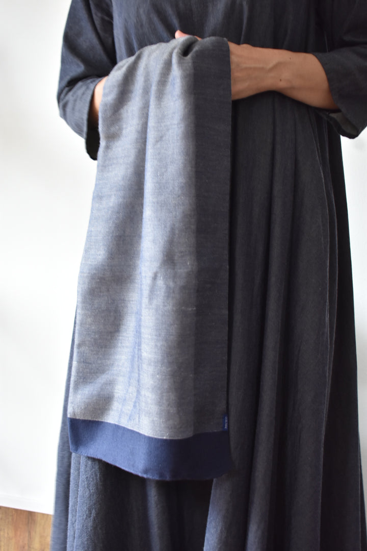 シルクカシミヤ　額縁ストール　Frame gray