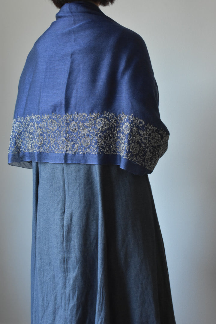 シルクカシミヤ　刺繍ストール　25秋冬新作　Embroidery stole blue