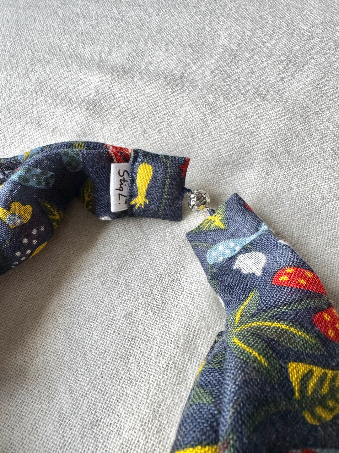 シルクカシミヤ　スティグリンドベリ第三弾コラボ　楽らくスカーフLink  ハーバリウム　ホワイト