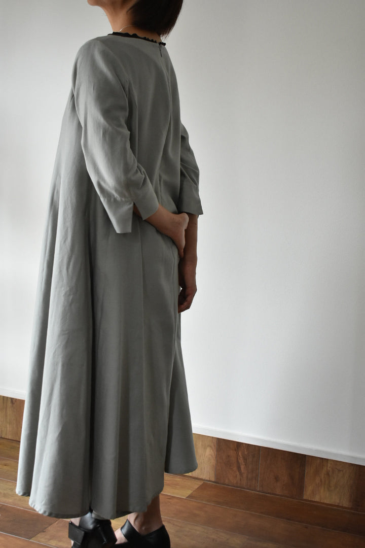 ふんわり ふわふわ コットン フレアー ワンピース バイカラー 